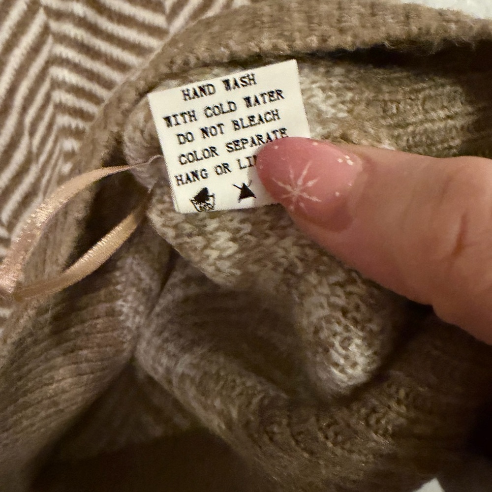 Debut Tan Cream Striped Sweater Vest Academia Fall Capsule Layering Medium - Picture 6 of 7